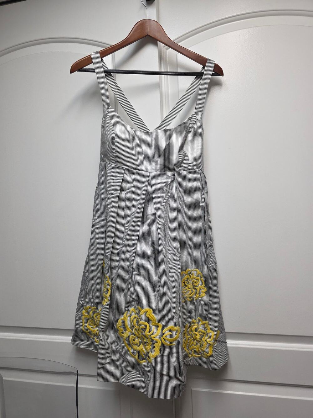 INC International Concepts Strappy Dress Black White Embroidered Flowers Sz 12P